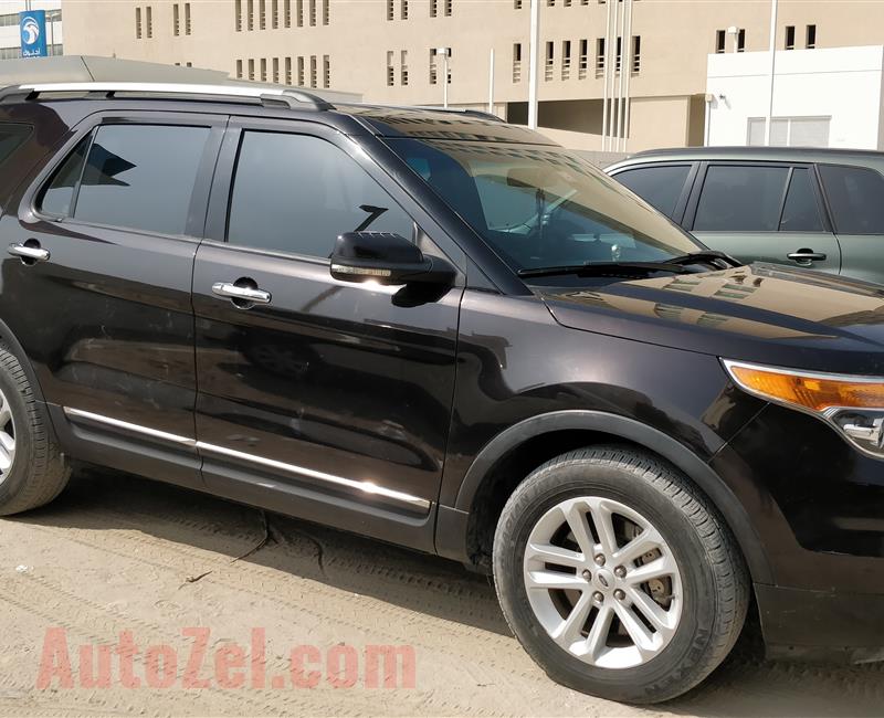 Ford Explorer 2014 XLT, Brown, 82,000 kms, Lady Driven