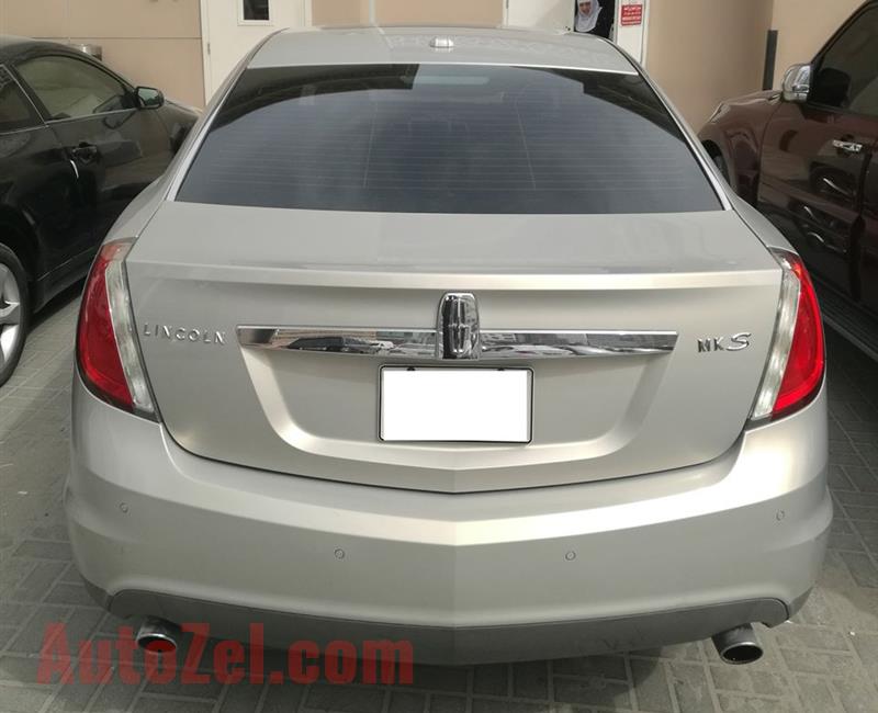 Luxury  Car Lincoln MKS Fully Loaded