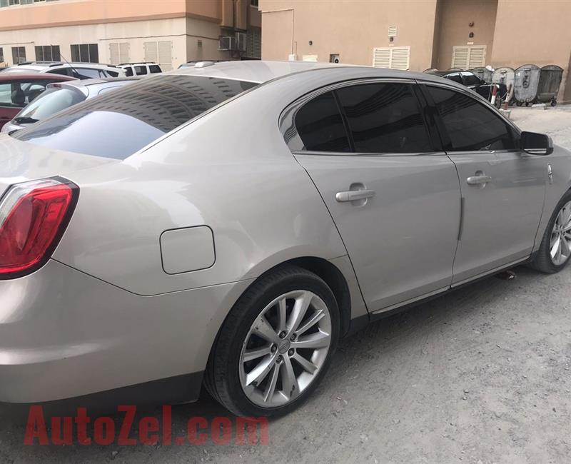 Luxury  Car Lincoln MKS Fully Loaded