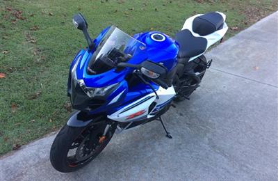 2016suzukigxsr1000