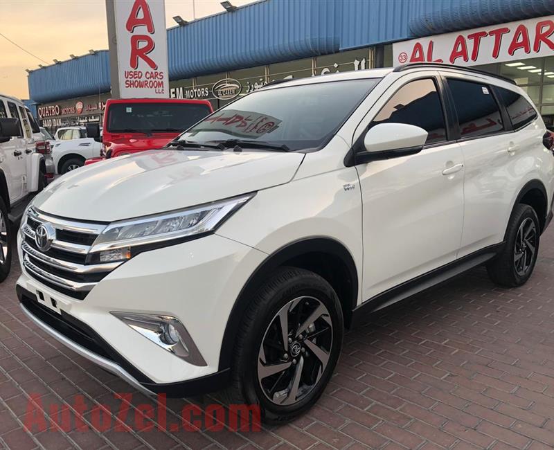 Toyota Rush 2019 1.5L - Seven Seater - Xenon Lights - Rear Camera - Keyless Start - Parking Sensors - Fogs Lights - Alloys Wheel - 