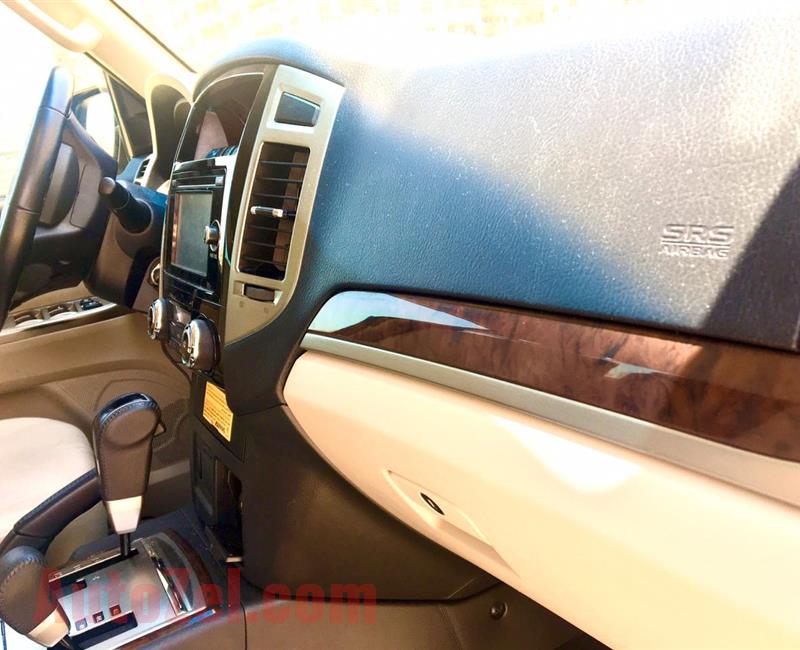 2017 Pajero family car direct from first owner