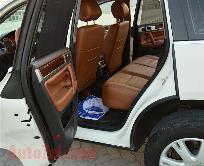 Volkswagen Touareg SUV 4X4 V6 3.6L Model 2010 Year Fully Options No1 GCC Very Neat&Super Clean Car