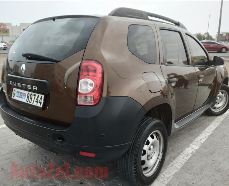 Renault Duster V4 2.0L Model 2014 Year Fully Automatic GCC Specs Very Clean Car