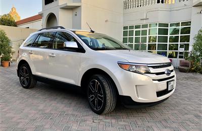 Very Very clean Ford Edge 2014 SEL AWD with full service...