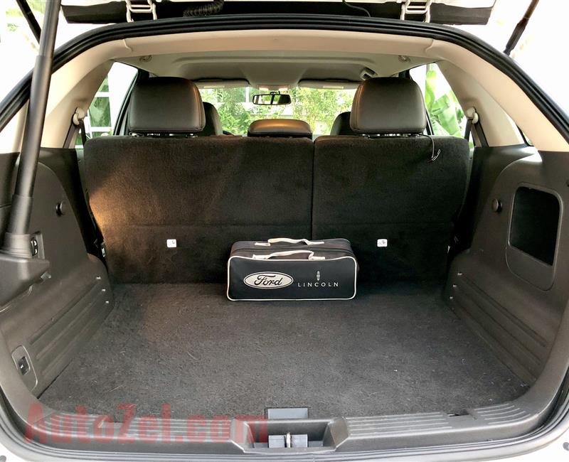 Very Very clean Ford Edge 2014 SEL AWD with full service history