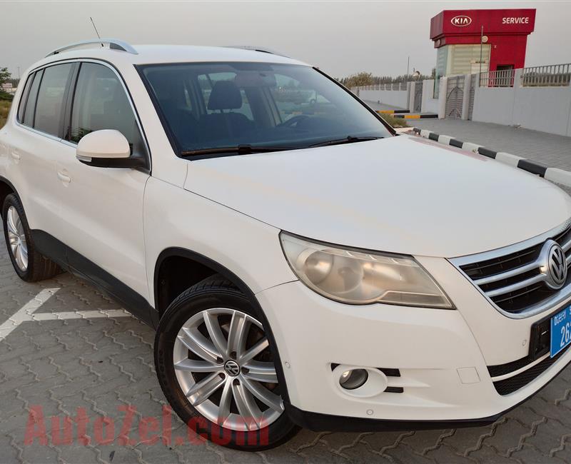 Volkswagen Tiguan Tsi Turbo V4 2.0L Model 2010 Year Fully Automatic Mid Options No2 GCC Specs Super Clean Car