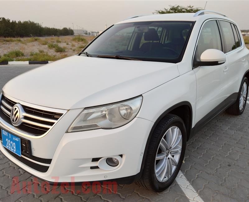 Volkswagen Tiguan Tsi Turbo V4 2.0L Model 2010 Year Fully Automatic Mid Options No2 GCC Specs Super Clean Car