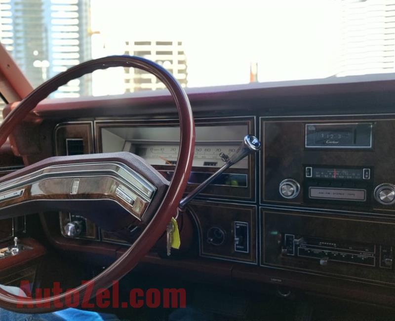 LINCOLN CONTINANTAL 1979 TOWN CAR