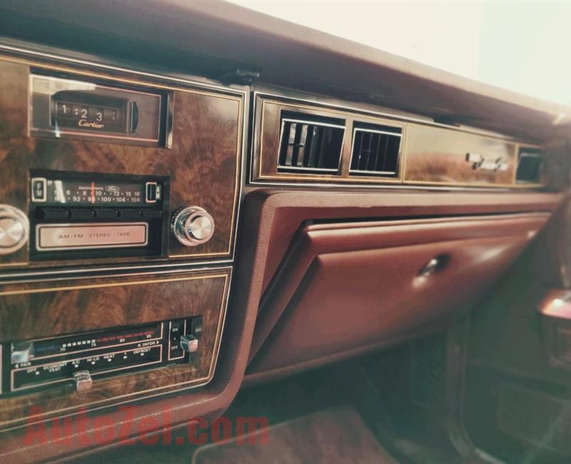 LINCOLN CONTINANTAL 1979 TOWN CAR