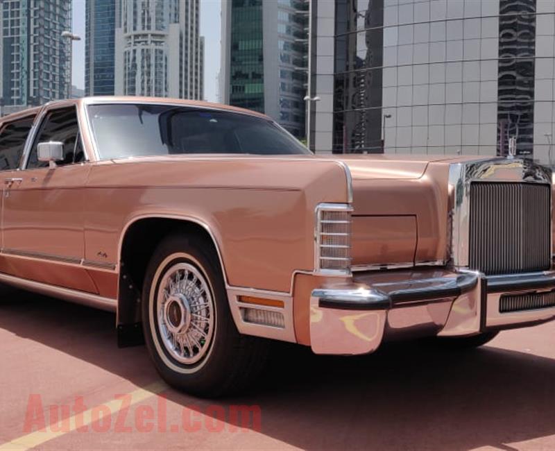 LINCOLN CONTINANTAL 1979 TOWN CAR