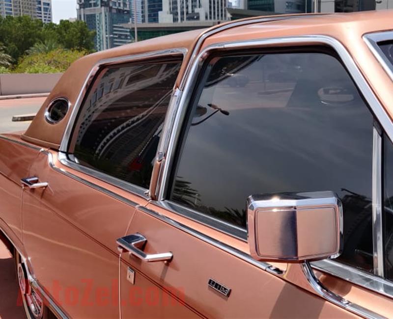 LINCOLN CONTINANTAL 1979 TOWN CAR