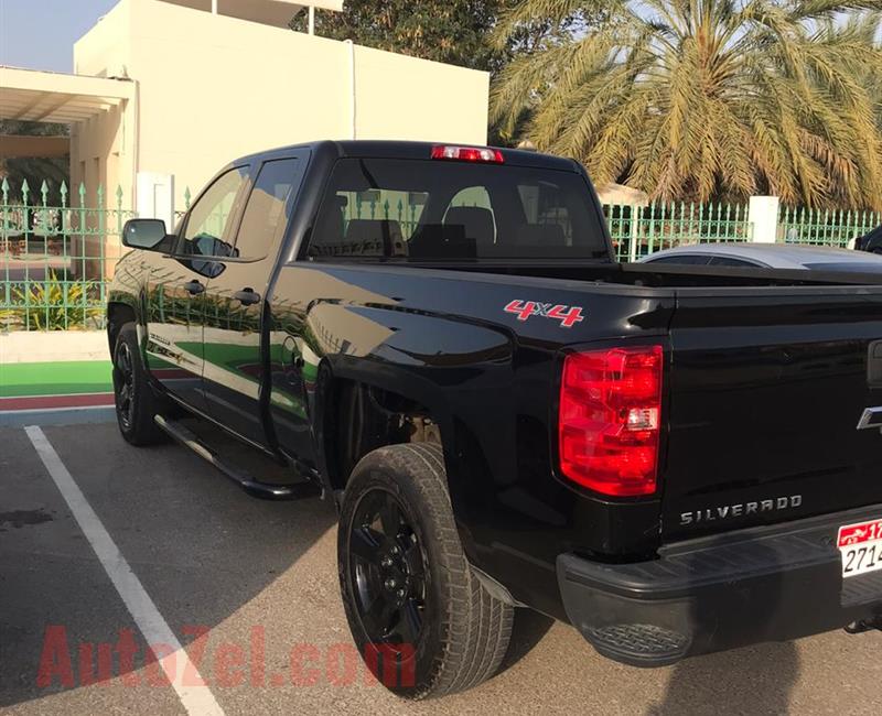 Very Clean Chevrolet Silverado from canada