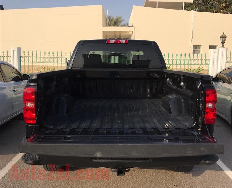 Very Clean Chevrolet Silverado from canada