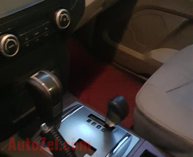 Mitsubishi Pajero in PERFECT condition inside out