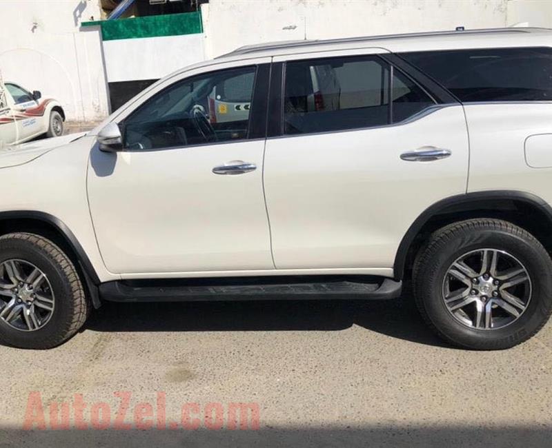 Toyota Fortuner 2017 (RIGHT HAND DRIVE)