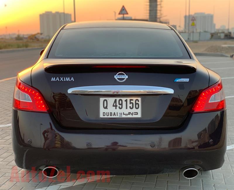 Nissan Maxima 2011