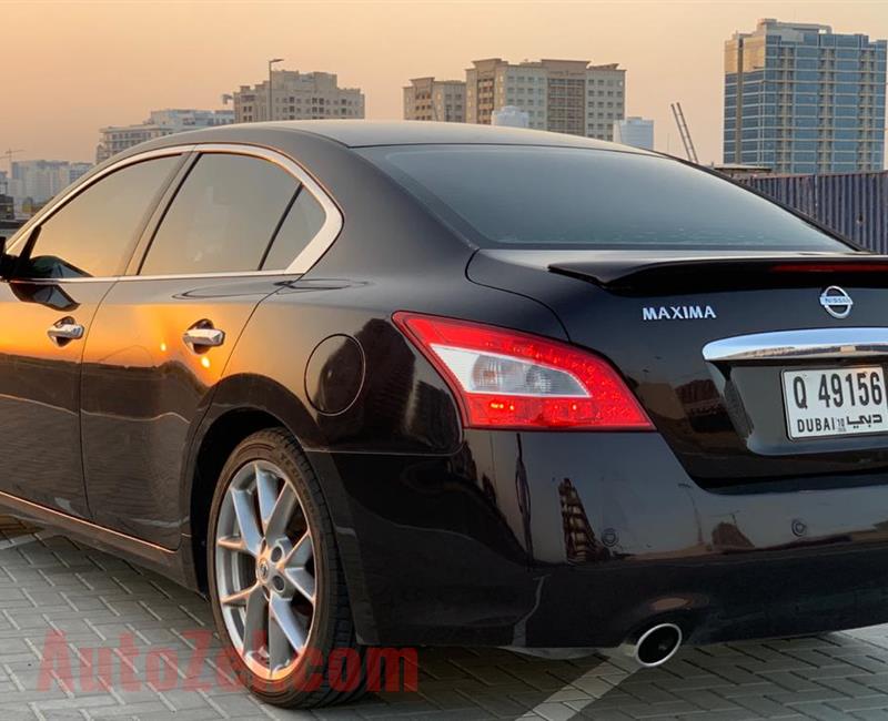 Nissan Maxima 2011