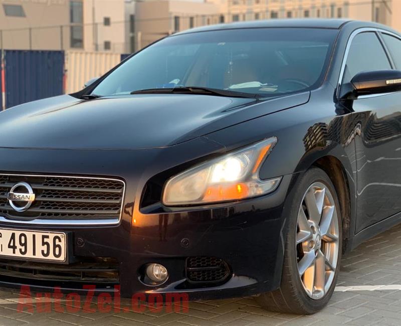 Nissan Maxima 2011