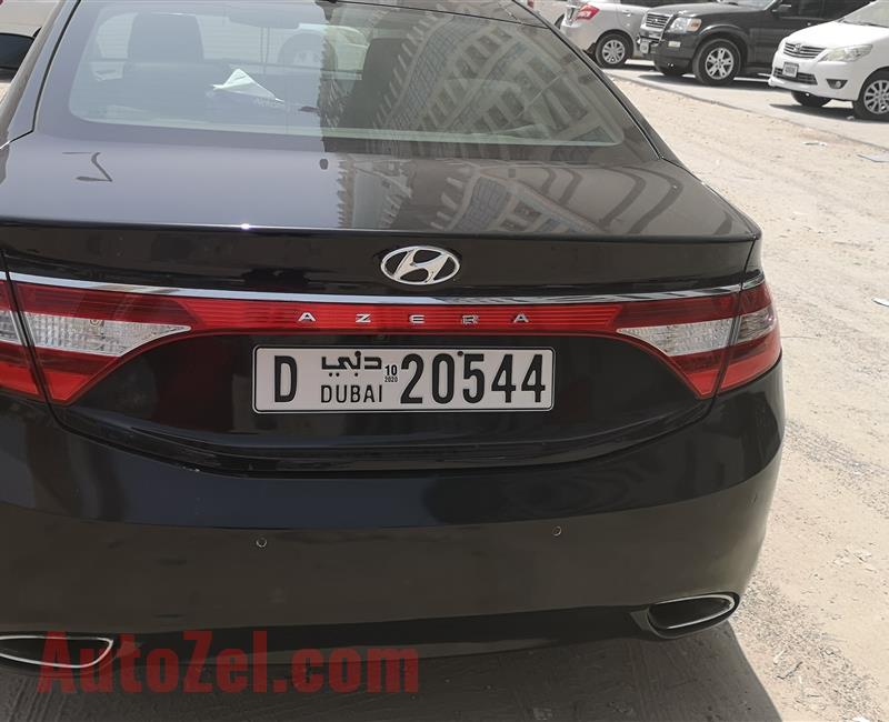 Hyundai azera 2012 fully loaded immaculate condition 
