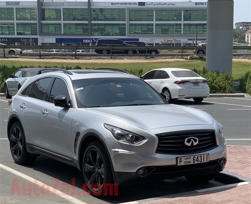 INFITNITI QX70 S TOP OF THE RANGE IS FOR SALE 