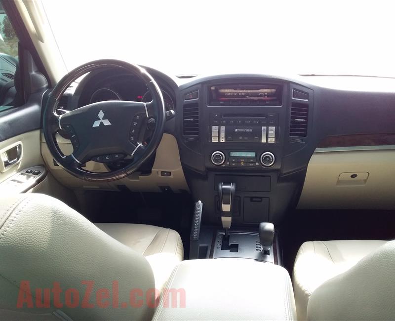 Mitsubishi Pajero 2014 Full option