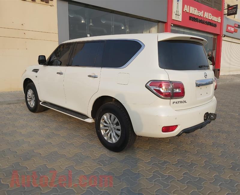 Patrol 2015 Pearl White 60000 km only