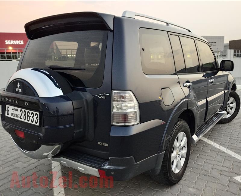 Mitsubishi Pajero GLS 4X4 SUV Model V6 3.5L Year 2009 Fully Options No1 GCC Specs Super Clean Car