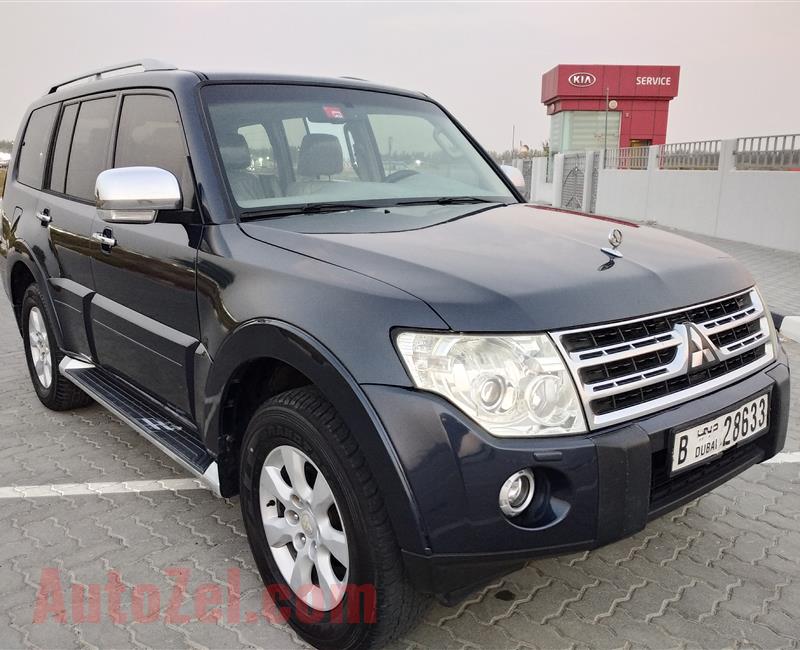 Mitsubishi Pajero GLS 4X4 SUV Model V6 3.5L Year 2009 Fully Options No1 GCC Specs Super Clean Car