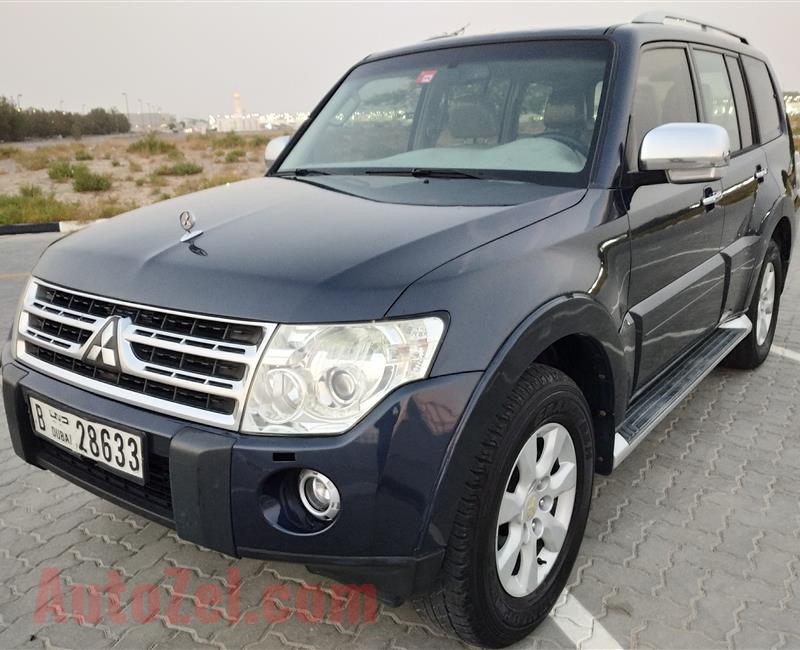 Mitsubishi Pajero GLS 4X4 SUV Model V6 3.5L Year 2009 Fully Options No1 GCC Specs Super Clean Car