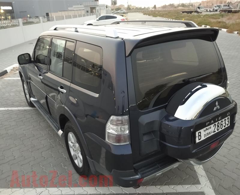 Mitsubishi Pajero GLS 4X4 SUV Model V6 3.5L Year 2009 Fully Options No1 GCC Specs Super Clean Car