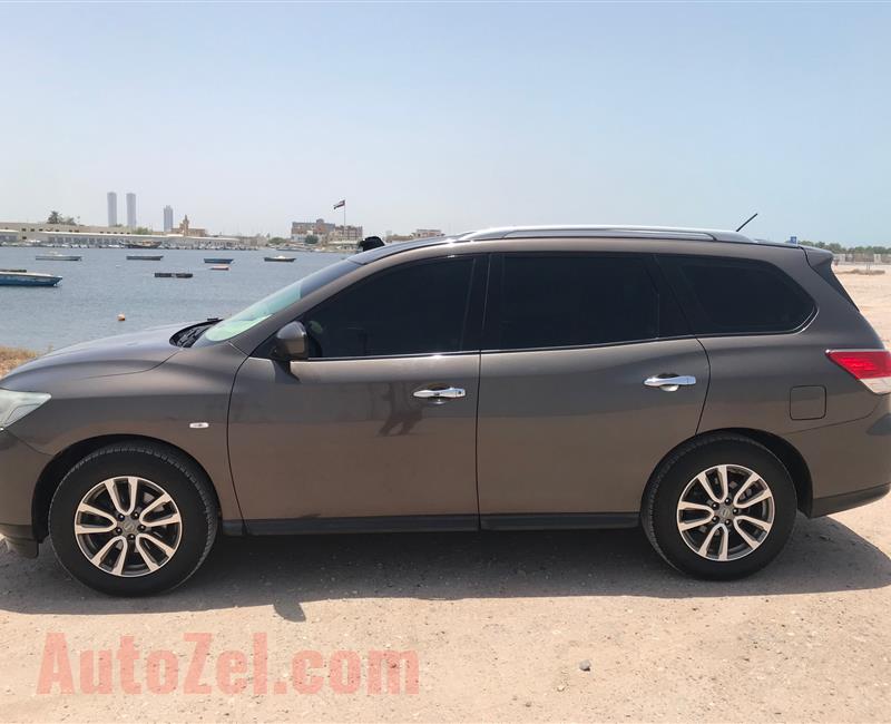 Nissan Pathfinder 2015 in Excellent Condition