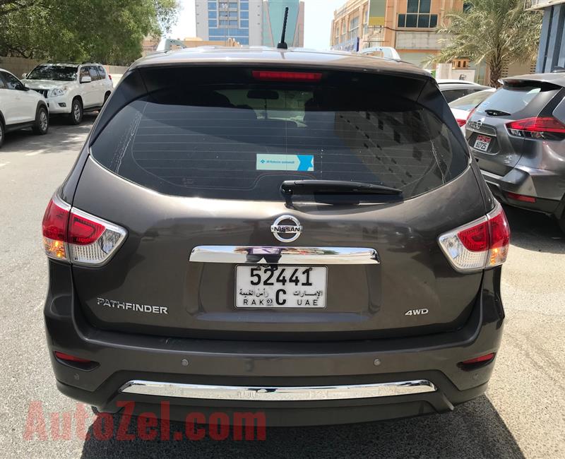 Nissan Pathfinder 2015 in Excellent Condition