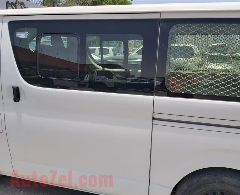 Hiace 2014 half van half passenger