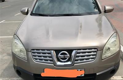 Clean Nissan Qashqai (4×4) Mid-option 