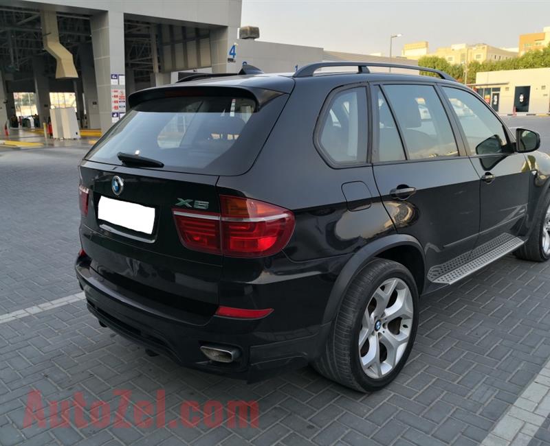 BMW X5 XDrive35i V6, Full Option, GCC Specs.