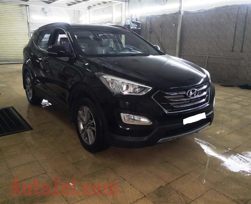 Hyundai Santa Fe, 2.4L, 4 Cylinders, GCC Specs.