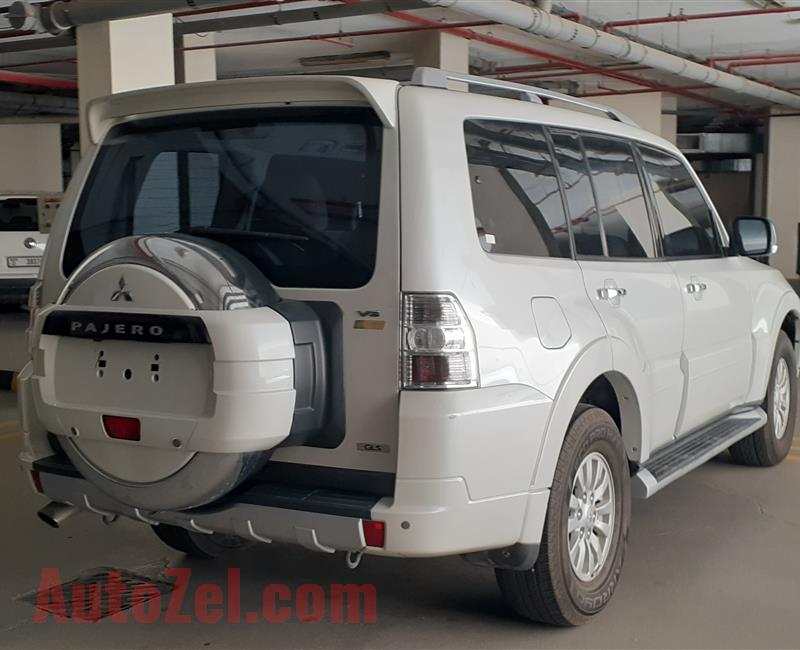 Mitsubishi pajero 3.5GLS V6 2014 model gcc specs 