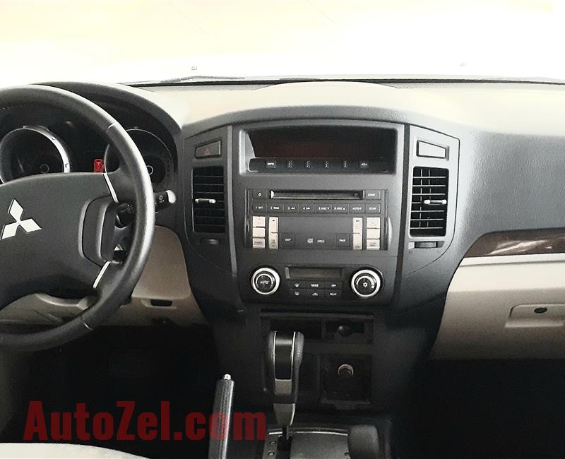 Mitsubishi pajero 3.5GLS V6 2014 model gcc specs 