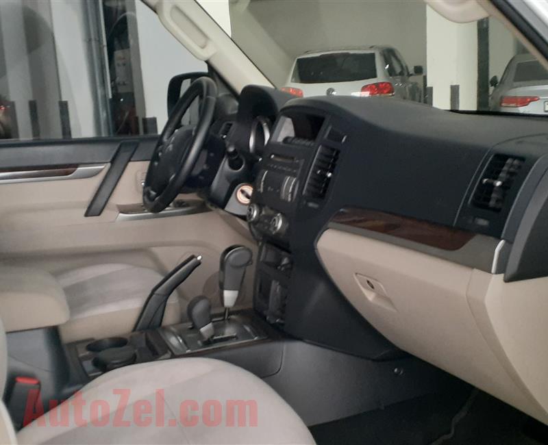 Mitsubishi pajero 3.5GLS V6 2014 model gcc specs 