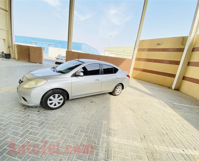 Nissan Sunny 2014