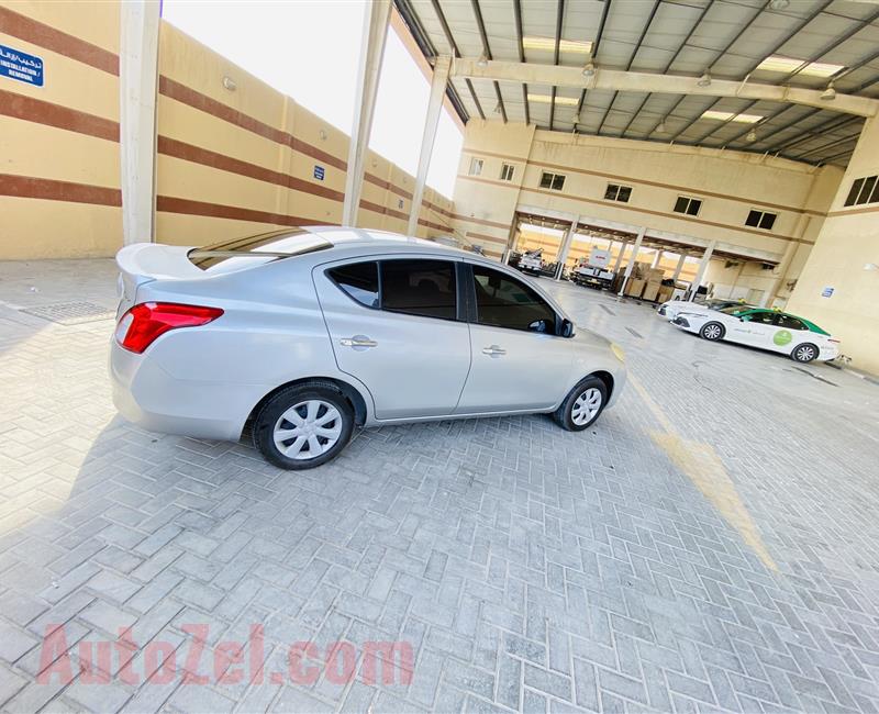 Nissan Sunny 2014