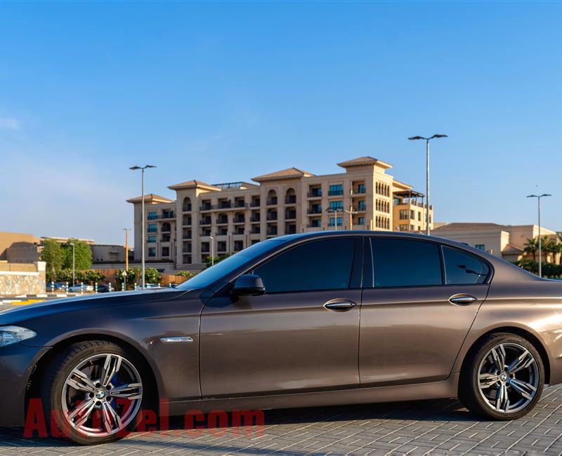 BMW 550i - Manual Transmission with M5 Body Kit