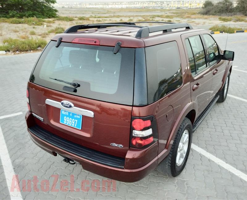 Ford Explorer XLT SUV 4X4 V6 4.0L Model 2009 Year Fully Automatic Mid Options No2 GCC Specs Very Clean Car