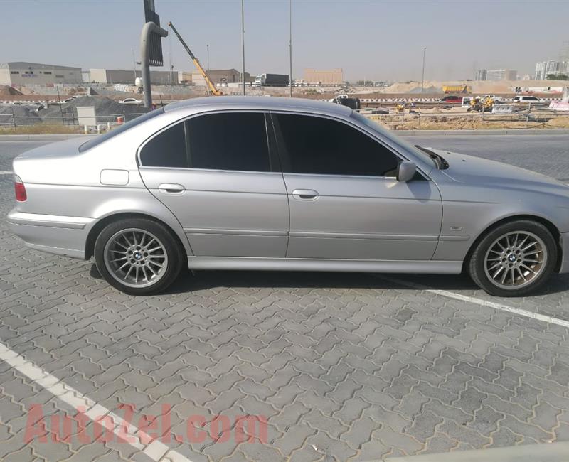 بي ام  525 I  2001