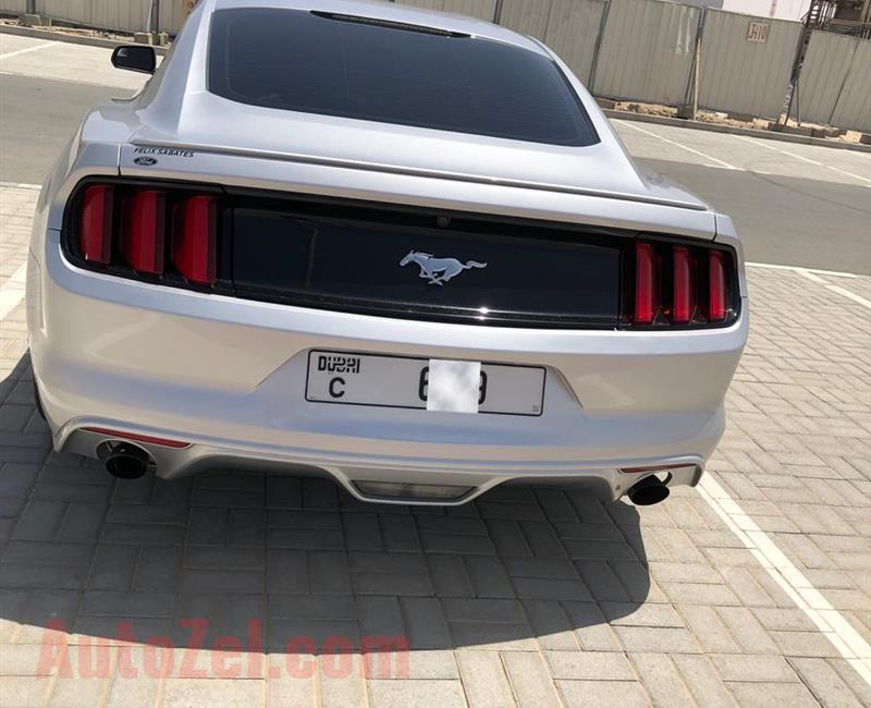 FORD MUSTANG ECOBOOST TURBO  موديل 2017 وارد امريكا 4 سلندر