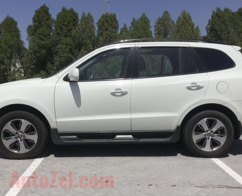 Hyundai SantaFe 4wd 2012 Model! GCC Specs EXCELLENT running Condition!! * ORIGINAL PAINT *