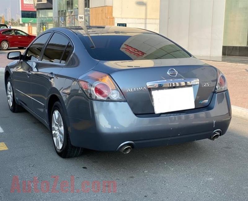 Nissan Altima 2012 GCC Specs for quick sale