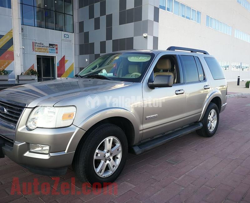 Ford Explorer XLT 2008 4.0L Sport Trac V6 AWD 2nd Option