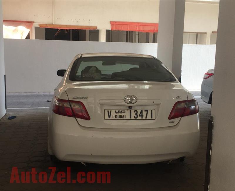 TOYOTA CAMRY-2009 MODEL URGENT SALE-12000 AED